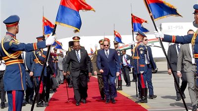 الرئيس السيسى يستقبل نظيره السودانى ويجرى معه مباحثات موسعة‎