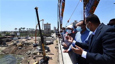 رئيس الوزراء يتفقد مشروعات تطوير الطريق الدائري حول المنصورة