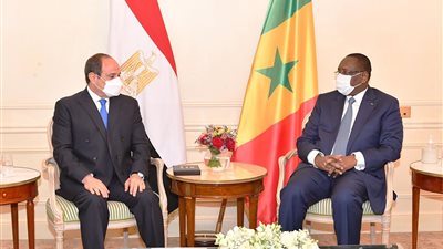 السيسي يؤكد استعداد مصر لتعزيز التعاون الثنائي مع السنغال بمختلف المجالات