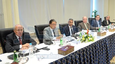 بالصور.. مجلس 