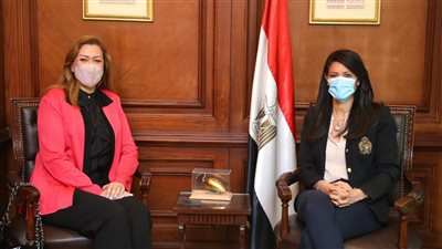 «التعاون الدولي» و«الوطنية للتدريب» يبحثان تطوير الموارد البشرية