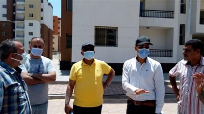 مسئولو «الإسكان» يتفقدون 4171 وحدة سكنية بعمارات السلام في العبور