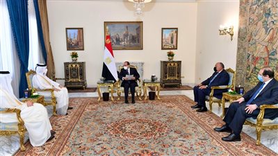 السيسي يتسلم دعوة من أمير قطر لزيارة الدوحة