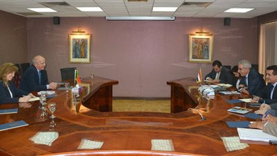 تفاصيل لقاء 