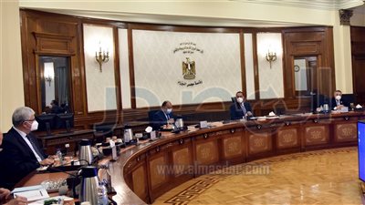 رئيس الوزراء يستعرض الموقف التنفيذي لمشروعات تطوير الغردقة