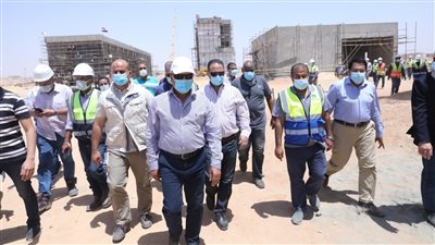 وزير النقل: انطلاق التشغيل التجريبي للقطار الكهربائي في أغسطس