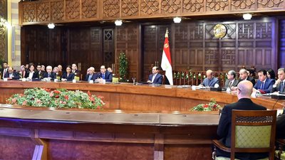 السيسي يلتقي القيادات التنفيذية والطلابية ببورسعيد في الاتحادية