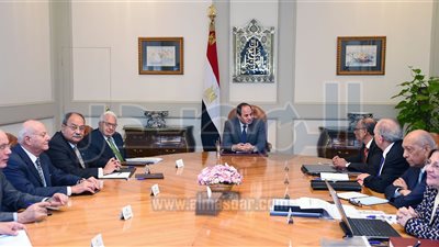 الرئيس السيسي يبحث مع مجلس علماء مصر سبل تحقيق التنمية الشاملة 