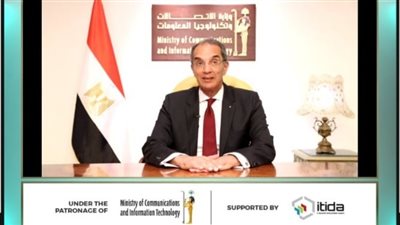 وزير الاتصالات: مصر تبني 15 مدينة ذكية