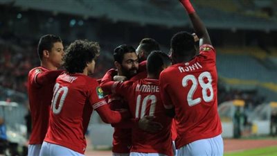  الأهلي يُسقط إنبي بثنائية ويستأنف رحلة الصعود لقمة الدورى