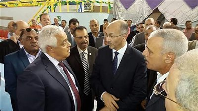 النجار يتابع خطط تحديث 'الشرقية للدخان' بالجيزة (صور)