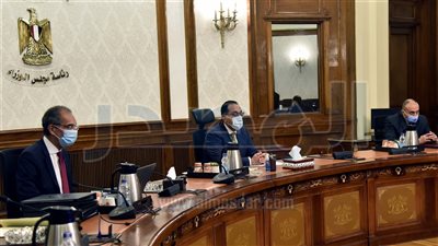 وزير الاتصالات: 2.2 مليون مشترك على منصة مصر الرقمية