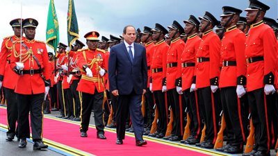 بالصور..  مراسم استقبال السيسي في تنزانيا