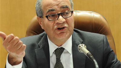 الحكومة تنفي إيقاف صرف حصص تموين شهر فبراير