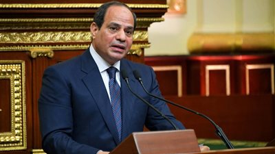 السيسي يقرر تخصيص 24 فدانا في رشيد لإقامة مشروعات بترولية