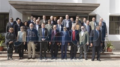 «مميش» يستعرض فرص الاستثمار بقناة السويس أمام سفراء 27 دولة أوروبية 