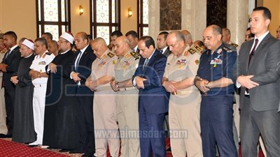 السيسي: مكافحة الإرهاب لا تقل عن نصر العاشر من رمضان