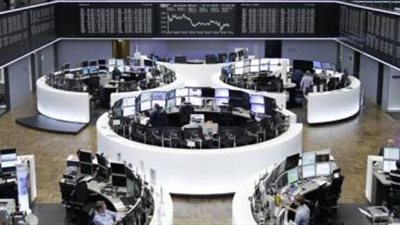 الأسهم الأوروبية تنخفض صباحاً من أعلى مستوى في 3 أشهر بفعل الصين