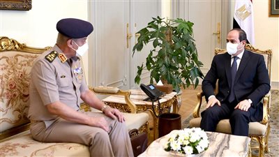 السيسي يستقبل الفريق أول محمد زكي وزير الدفاع والإنتاج الحربي