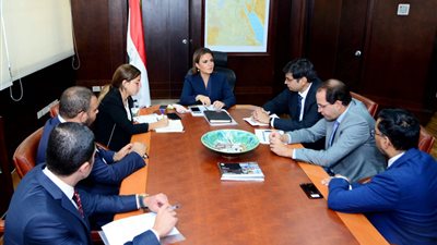 وزيرة الاستثمار تبحث مع البنك الدولي إجراءات الشريحة الثالثة للقرض