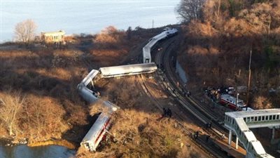 إصابة 74 شخصا جراء خروج قطار عن مساره شمال الهند