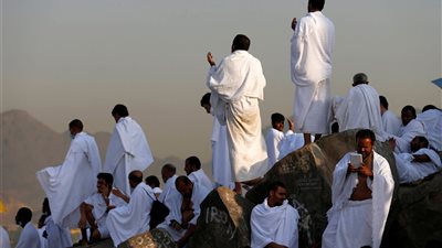 الصحة: عيادات البعثة الطبية توقع الكشف على 12939 حاجا