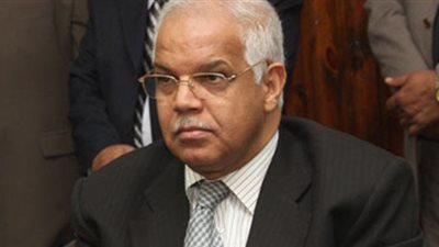 محافظ القاهرة يتفقد مشروع 