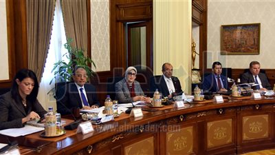 الحكومة تمهل منفذي مشروع الإسكان عاما لإنجاز الخدمات