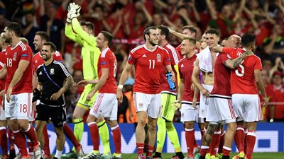 فيديو: ويلز يسحق روسيا 3 / 0 في يورو 2016
