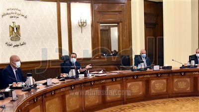 مدبولي يكلف بتحضير مخططات تطوير محاور وطرق غرب القاهرة وتكلفة التنفيذ