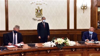 رئيس الوزراء يشهد توقيع عدد من اتفاقيات التعاون بين مصر وفرنسا