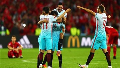 فيديو: تركيا تقصي التشيك باليورو.. وتهدي أيرلندا الشمالية بطاقة الصعود