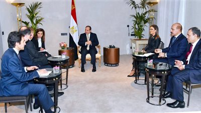 السيسي يبحث مع رئيس «تيسنكروب» أعمال مشروع مصانع الأسمدة