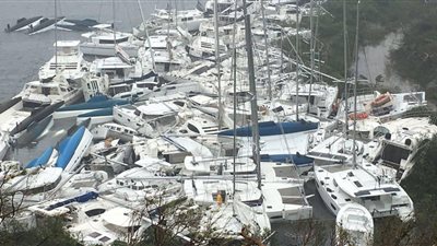 فلوريدا.. 288 ألف شخص يعيشون في ظلام بسبب إعصار 