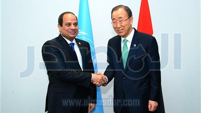 بالصور .. السيسي يلتقي بان كي مون على هامش قمة المناخ