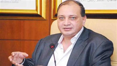 خالد عزب: شبابنا في خطر داهم وتجاهلهم سبب سقوط الأنظمة