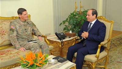 قوات أمريكية تبدأ تدريبات النجم الساطع2017 بقاعدة محمد نجيب العسكرية