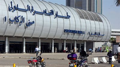 وصول 4969 سائحًا من جنسيات مختلفة إلى مطار القاهرة  