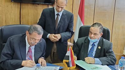 معيط: التوسع فى الإفراج الجمركى بنظام المسار الأخضر لتحفيز الاستثمار 