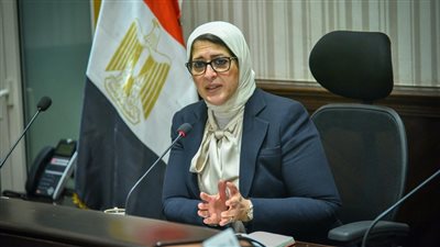 الحكومة تنفي تحصيل رسوم مقابل تقديم خدمات تلقي لقاح كورونا بالمنازل