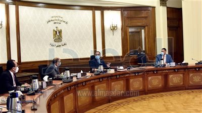 رئيس الوزراء يستعرض عددًا من المشروعات الجاري تنفيذها في الدقهلية