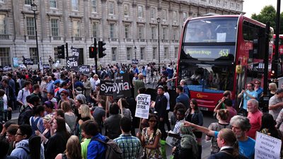 مظاهرات في لندن ترحب باللاجئين وترفض العنصرية بعد استفتاء بريطانيا  