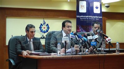 وزير التعليم العالي يعلن استضافة مصر لوكالة الفضاء الإفريقية 