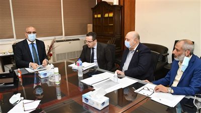 وزير الإسكان يستعرض مستجدات توفيق أوضاع أراضي الجمعيات والكيانات بالعبور الجديدة