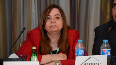 مي عبد الحميد: بدء الاستعلام عن حاجزي 