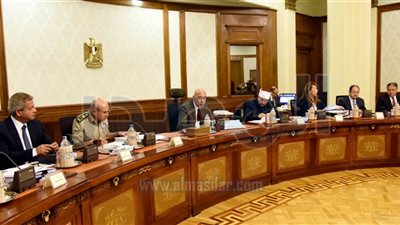 الحكومة توافق مبدئيا على مشروع قانون نقابة الفلاحين والمنتجين الزراعيين