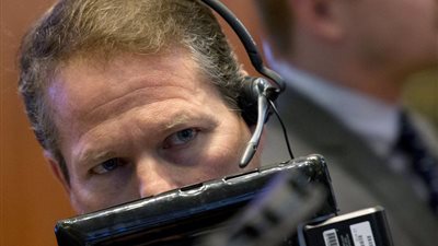 انخفاض الأسهم الكندية وهبوط المؤشر الرئيسي 1,26%