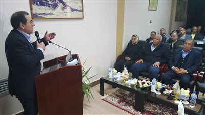 «البترول»: 800 مليون دولار تكلفة مجمع إنتاج الفوسفوريك بالوادي الجديد