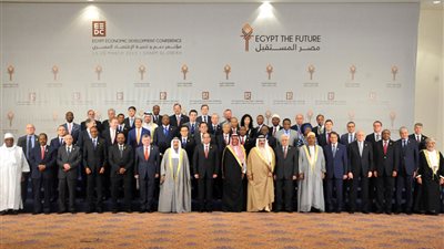 وزير إماراتي: دول الخليج أوفت بتعهداتها في مؤتمر شرم الشيخ الاقتصادي