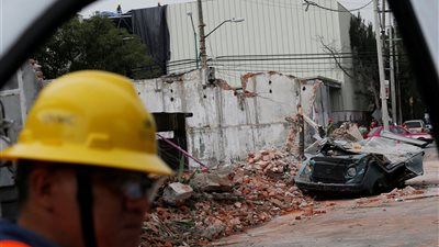 مقتل 226 شخصا في زلزال بالمكسيك